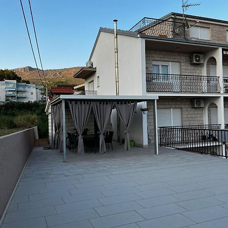 Apartmani Mila Podstrana Esterno foto