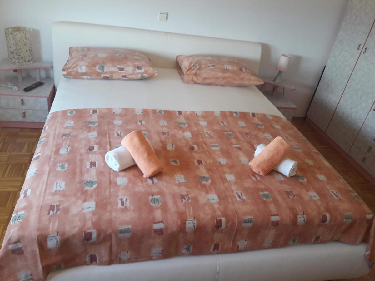 Apartmani Mila Podstrana Esterno foto