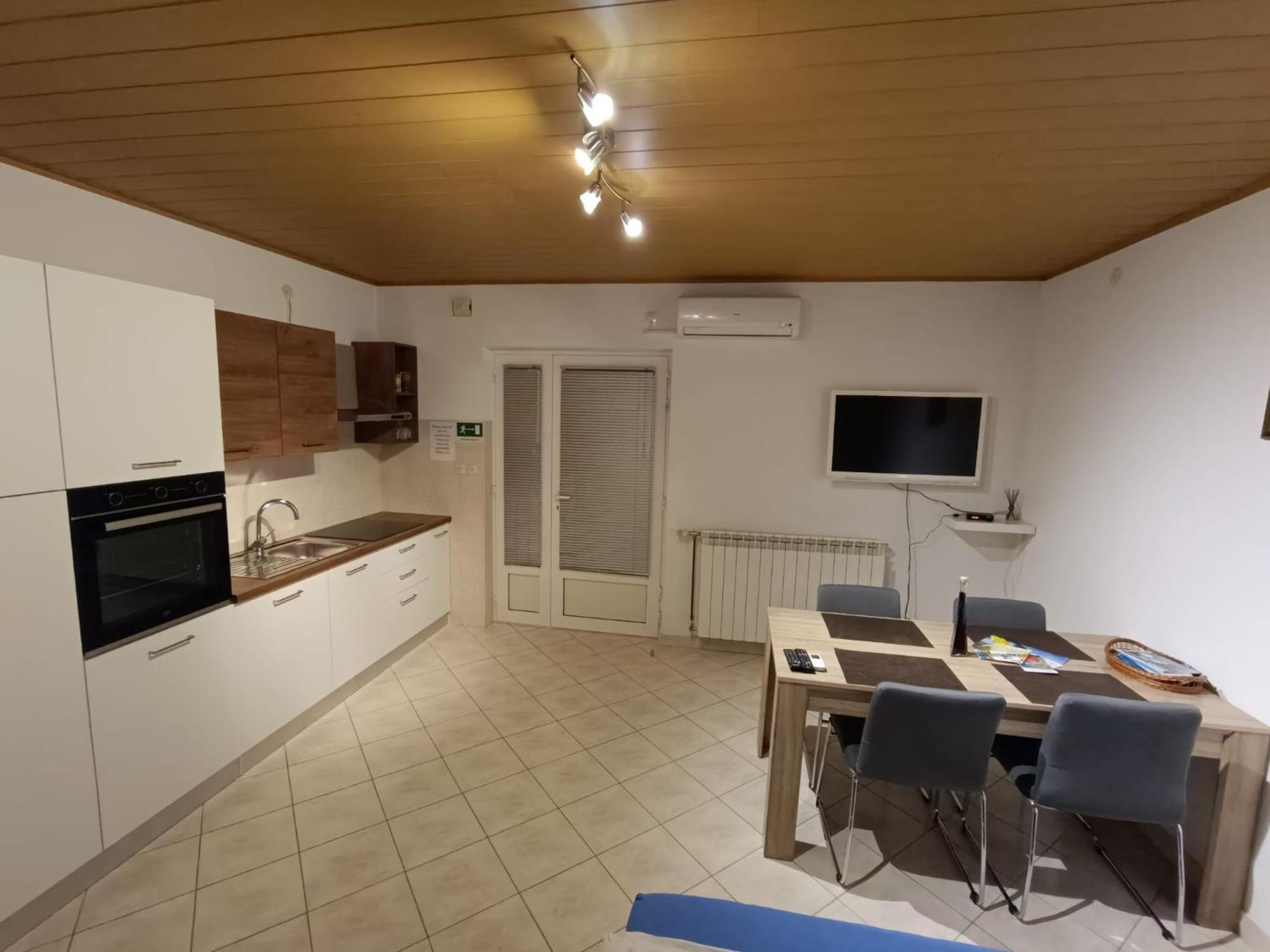 Apartmani Mila Podstrana Esterno foto