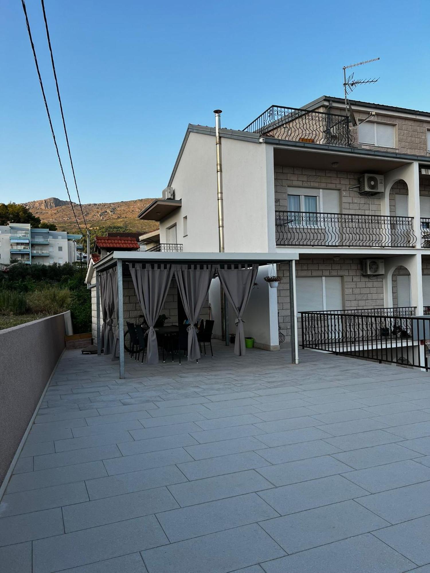 Apartmani Mila Podstrana Esterno foto