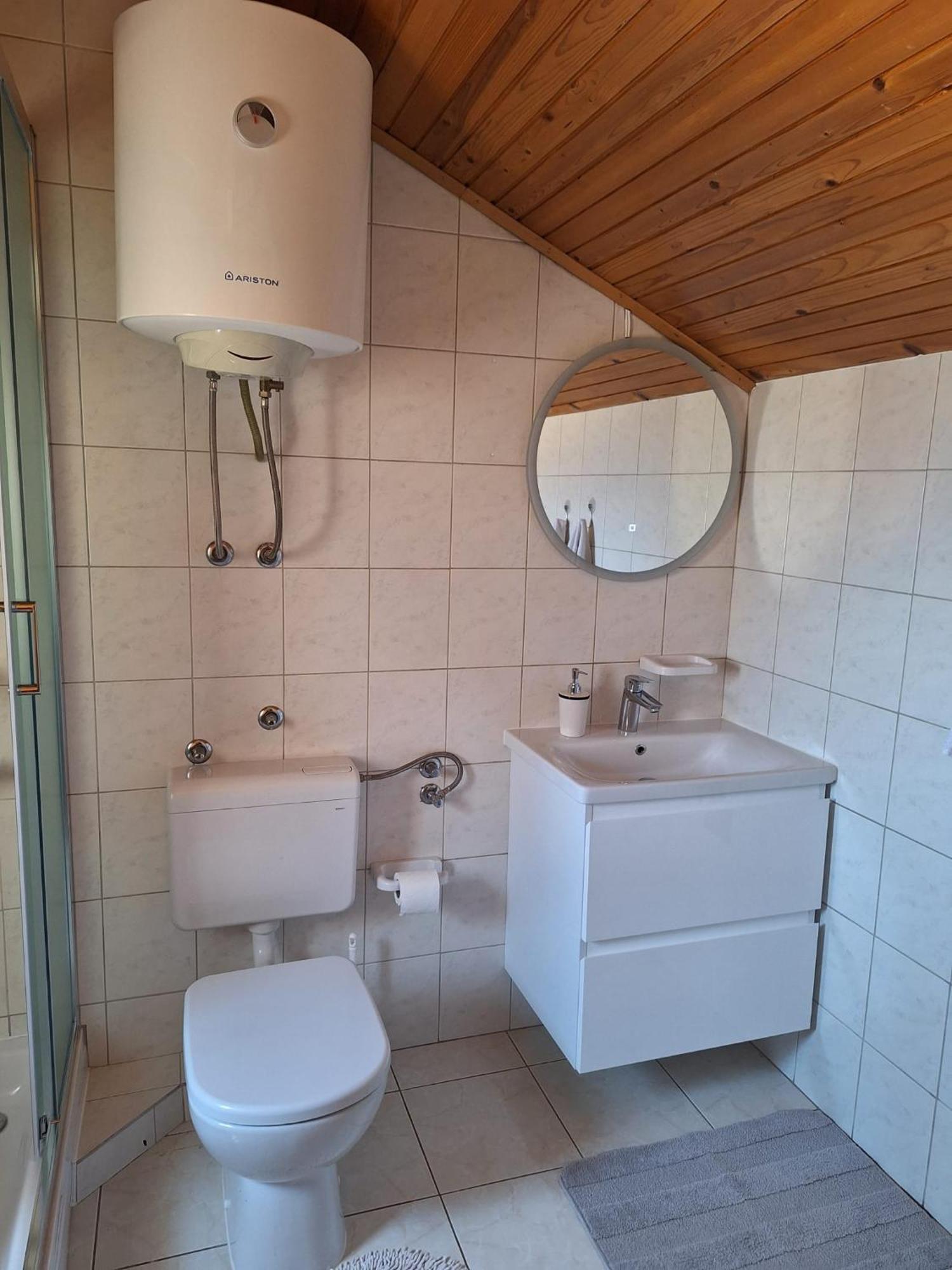 Apartmani Mila Podstrana Esterno foto
