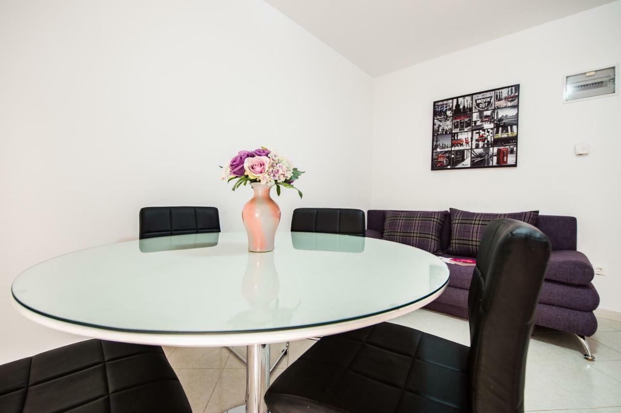Apartmani Mila Podstrana Esterno foto